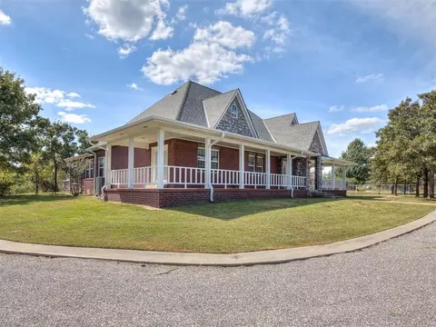 Exterior - 9300 Pine Ave, Spencer, OK 73084 photo 2 of 8