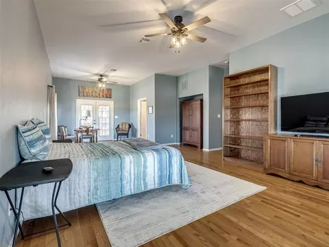 Bedroom - 9300 Pine Ave, Spencer, OK 73084 photo 5 of 5