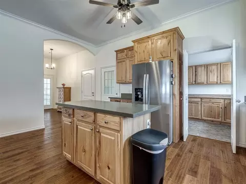 Kitchen - 9300 Pine Ave, Spencer, OK 73084 photo 3 of 5