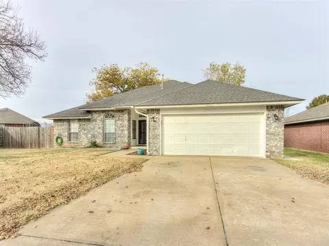 8513 Jenny Ln, Oklahoma City, OK 73135