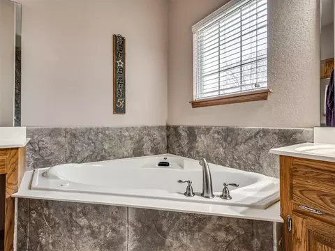 4400 NE 84th Ave, Norman, OK 73026 photo 15