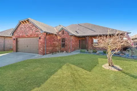 Exterior - 20644 Landmark Dr, Harrah, OK 73045 photo 2 of 7