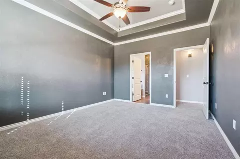 Bedroom - 20644 Landmark Dr, Harrah, OK 73045 photo 2 of 10