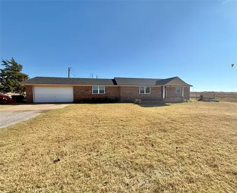 15890 S 2056 Rd, Altus, OK 73521