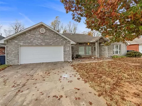 11708 Hollyrock Dr, Yukon, OK 73099
