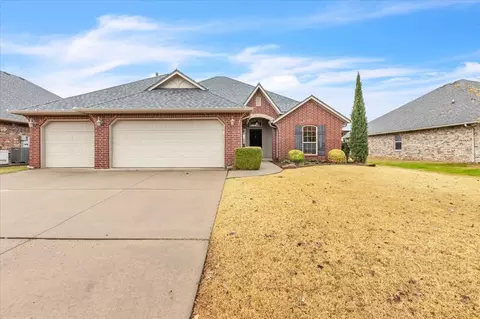 17213 Triana Dr, Oklahoma City, OK 73170