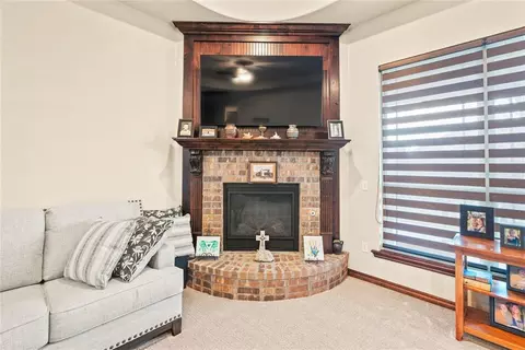 Living - 1441 Antler Ridge Rd, Tuttle, OK 73089 photo 3 of 3