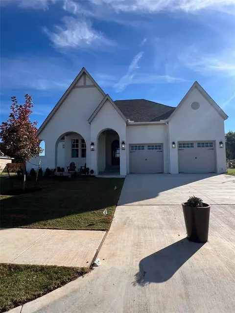 3324 Cafe Corner Way, Edmond, OK 73034