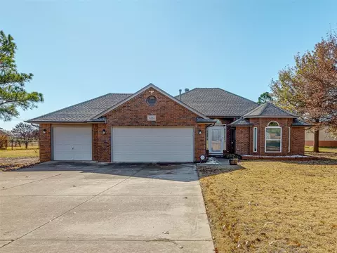 1214 Carrie Ln, Piedmont, OK 73078