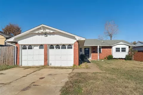 5621 NW 58th Ter, Warr Acres, OK 73122
