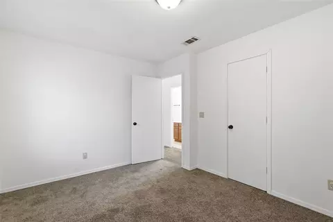 Bedroom - 612 NE 14th St, Moore, OK 73160 photo 3 of 4