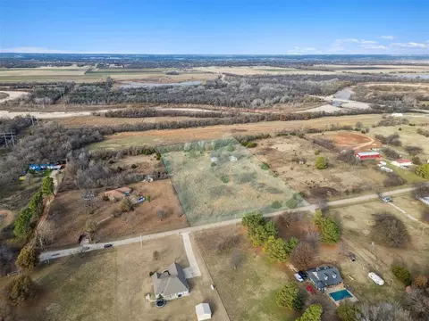 8777 Nyswonger Rd, Jones, OK 73049