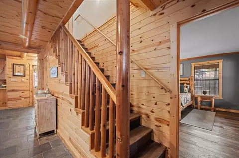 Entry Way - 302 Orca Rd, Broken Bow, OK 74728 photo 3 of 3