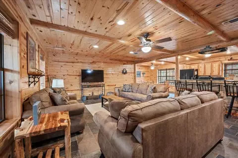 Living - 302 Orca Rd, Broken Bow, OK 74728 photo 1 of 2