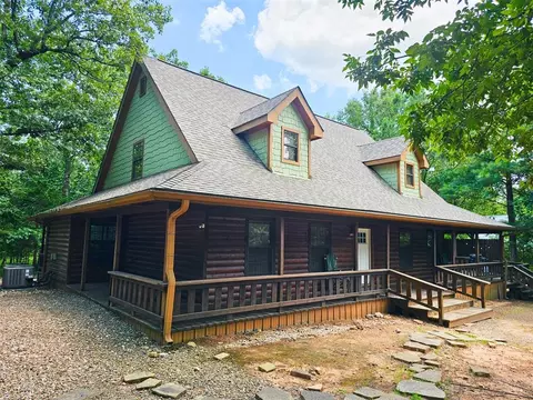 Exterior - 302 Orca Rd, Broken Bow, OK 74728 photo 1 of 7