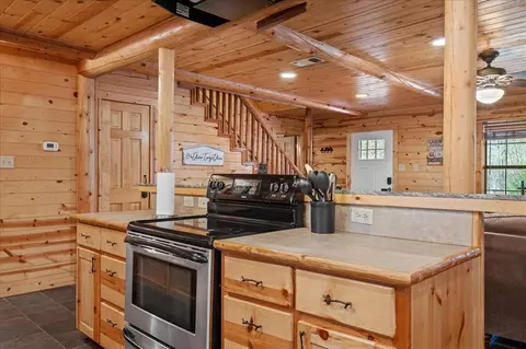 Kitchen - 302 Orca Rd, Broken Bow, OK 74728 photo 3 of 4