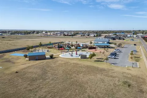 1235 Burlywood Ln, Piedmont, OK 73078