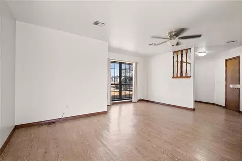 Living - 419 E F St, Ringling, OK 73456 photo 5 of 5