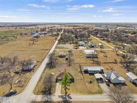 View/Area - 419 E F St, Ringling, OK 73456 photo 4 of 7