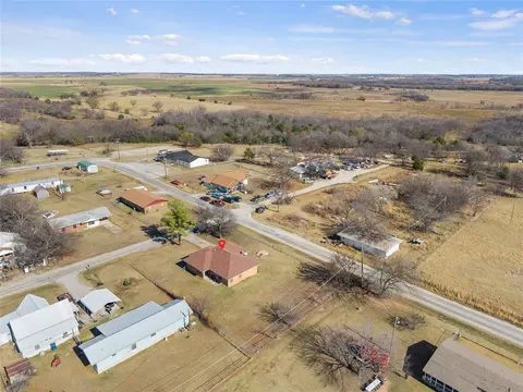 View/Area - 419 E F St, Ringling, OK 73456 photo 6 of 7