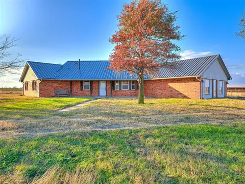 6524 W Smith Rd, El Reno, OK 73036
