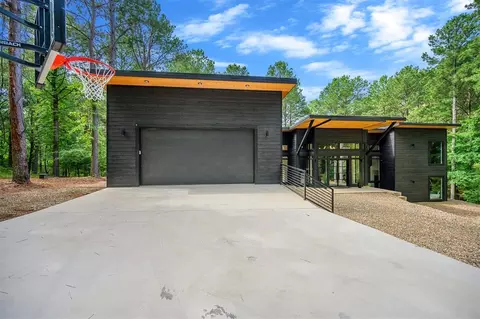 Exterior - 116 Starfish Rd, Broken Bow, OK 74728 photo 8 of 13