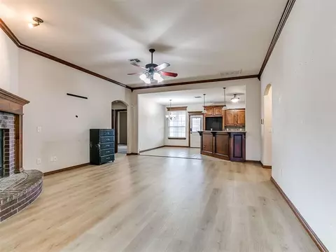 Living - 291 Hillside Dr, Harrah, OK 73045 photo 1 of 6