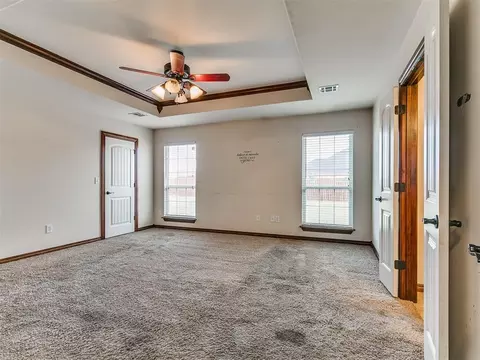 Bedroom - 291 Hillside Dr, Harrah, OK 73045 photo 1 of 9
