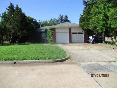 816 NE 25th St, Oklahoma City, OK 73105