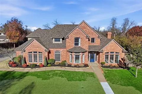6209 Plum Thicket Rd, Oklahoma City, OK 73162