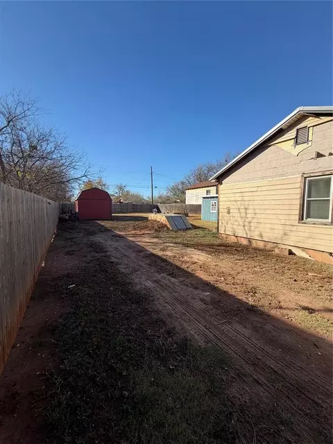 Exterior - 715 N Jackson St, Altus, OK 73521 photo 1 of 3