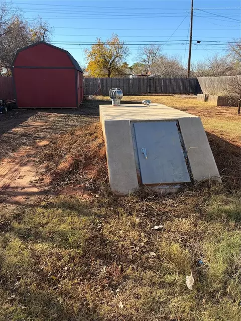 Other - 715 N Jackson St, Altus, OK 73521 photo 9 of 10