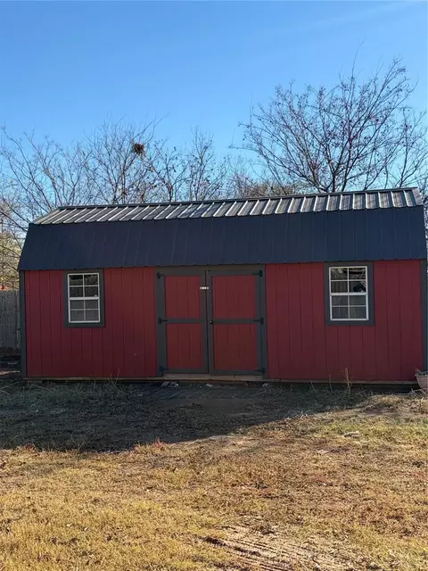 Other - 715 N Jackson St, Altus, OK 73521 photo 6 of 10