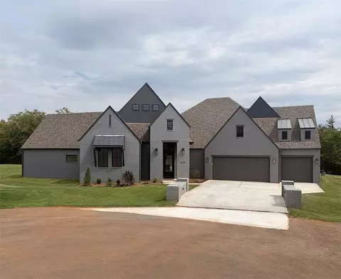 18485 Sleepy Deer Holw, Norman, OK 73072