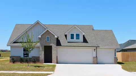 1201 Mahogany Ln, Piedmont, OK 73078