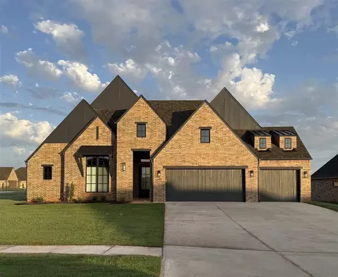 345 Venetian Ave, Piedmont, OK 73078