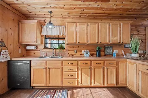 Kitchen - 222 Laurel Leaf Ln, Ringold, OK 74754 photo 5 of 5