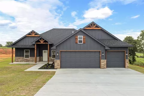 3000 Road Runner Ct, Guthrie, OK 73044