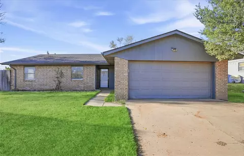 115 Coral Ave, Elk City, OK 73644