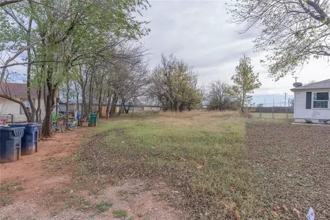 5918 Dimple Dr, Oklahoma City, OK 73135