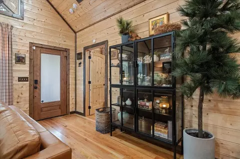 Entry Way - 471 Split Log Trl, Broken Bow, OK 74728 photo 1 of 2