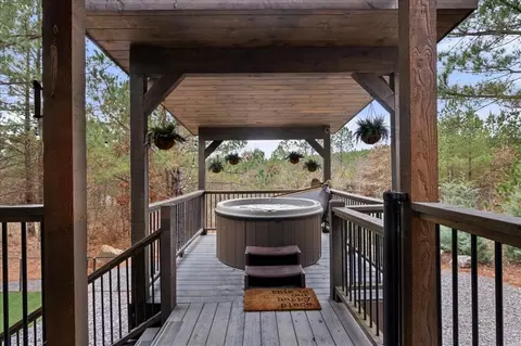 Exterior - 471 Split Log Trl, Broken Bow, OK 74728 photo 6 of 12