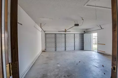 Other - 2127 Lonnie Ln, Moore, OK 73170 photo 4 of 6