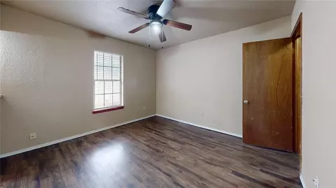 Other - 2127 Lonnie Ln, Moore, OK 73170 photo 1 of 6