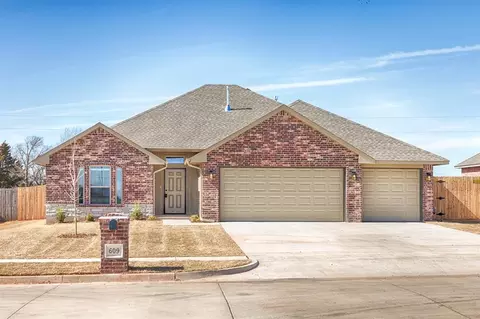 609 N Fox Way, Mustang, OK 73064