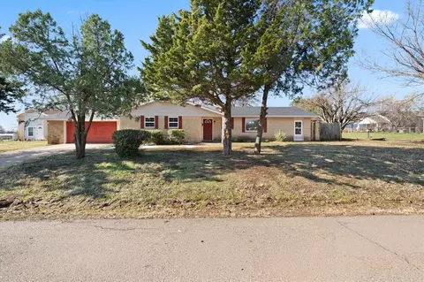 1223 E Vilas Ave, Guthrie, OK 73044