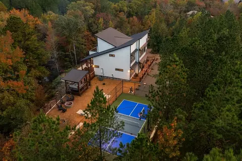 34 N Twisted Pine Trl, Broken Bow, OK 74728