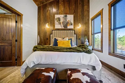 Bedroom - 34 N Twisted Pine Trl, Broken Bow, OK 74728 photo 1 of 5