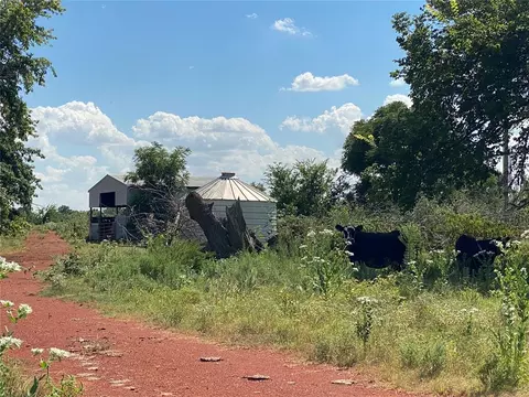 Undisclosed, Crescent, OK 73028 photo 3