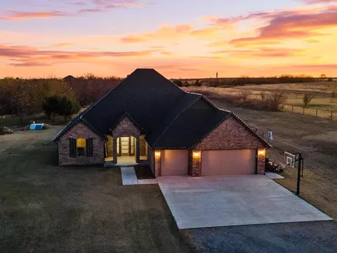 5116 Edmond Rd NW, Piedmont, OK 73078